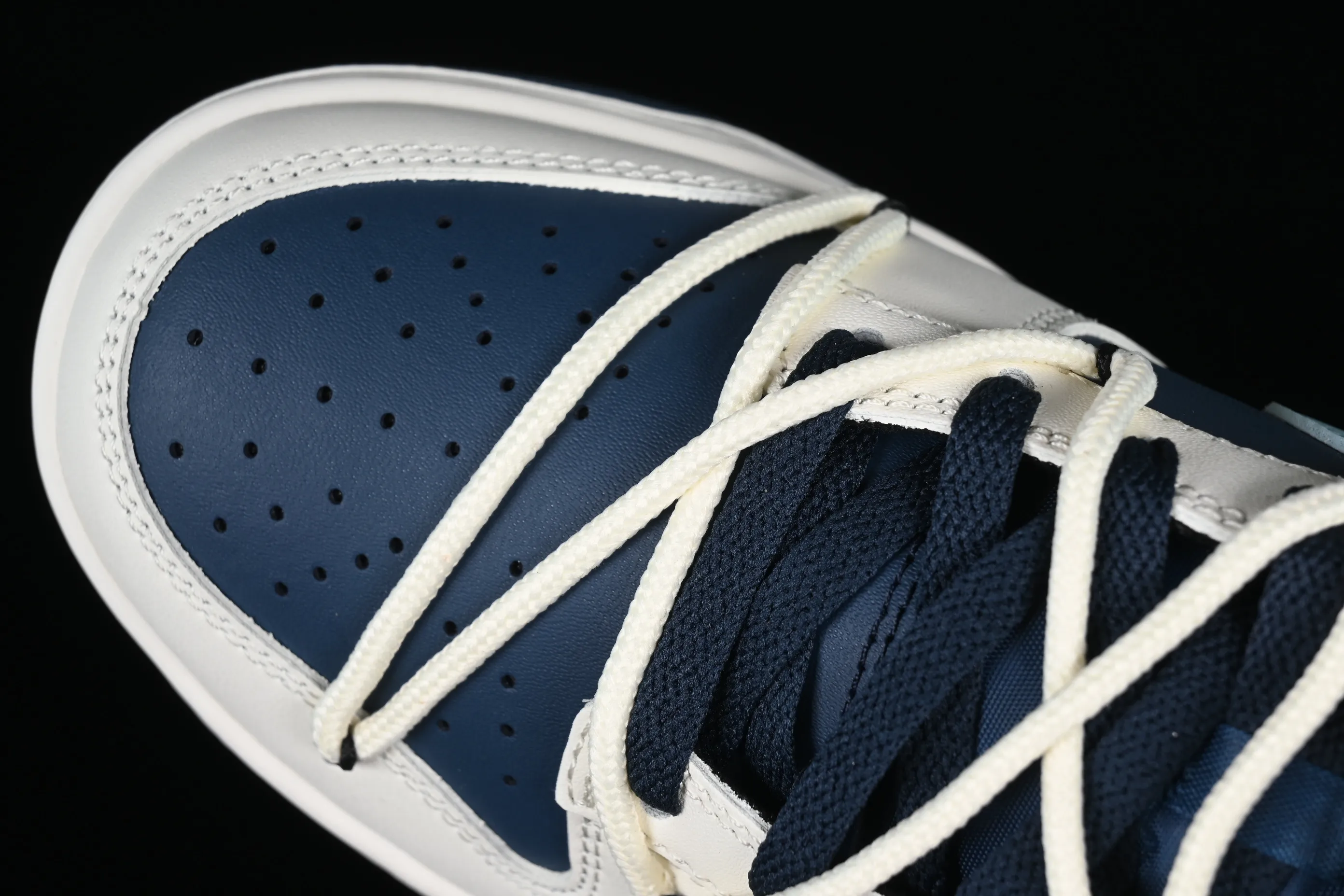 All categories Nk SB Dunk series Nk SB Dunk Low low-top sneakers CS version Nk Dunk Low Retro customized version of deconstructed strapped low-top casual sneakers DD1503-602